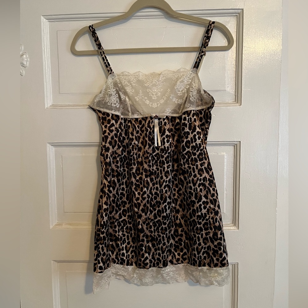 Cheetah print VS lingerie